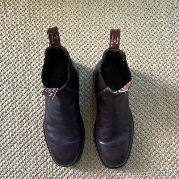 R.M Williams Men’s Chelsea Boots in brown Sz 9H (extra wide)