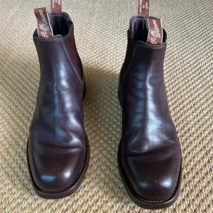R.M Williams Men’s Chelsea Boots in brown Sz 9H (extra wide)