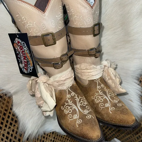 Rockin Country Women's Embroidered Western Boots - Brown and Cream