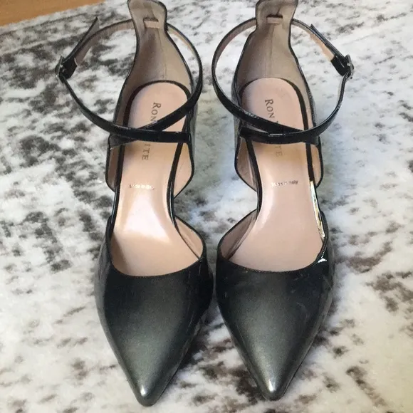 RON WHITE Heel.  Patent Leather. Cross straps. Steel gray to black. Size 39