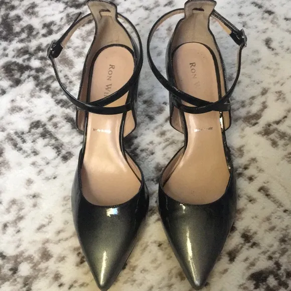 RON WHITE Heel.  Patent Leather. Cross straps. Steel gray to black. Size 39