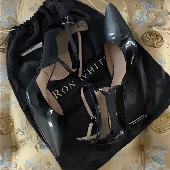 RON WHITE Heel.  Patent Leather. Cross straps. Steel gray to black. Size 39