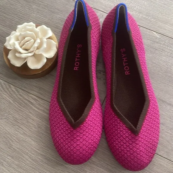 Rothy's round toe Magenta size 8 Women's flat Shoes