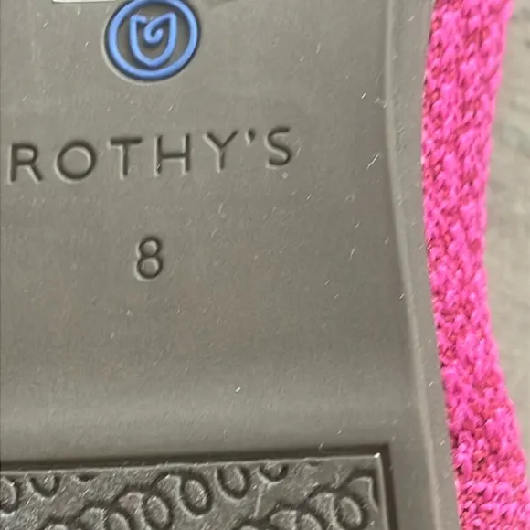 Rothy's round toe Magenta size 8 Women's flat Shoes