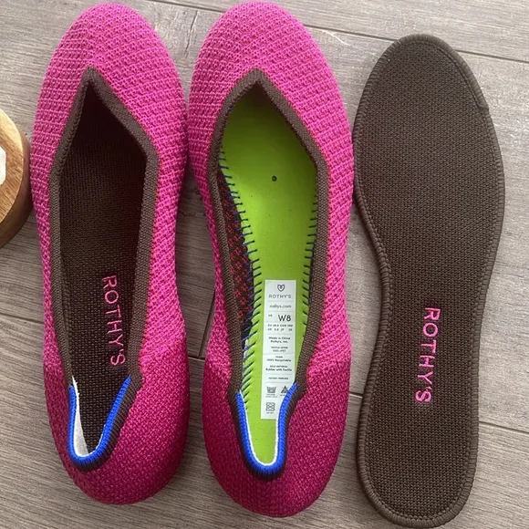 Rothy's round toe Magenta size 8 Women's flat Shoes