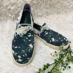 Rothys Sea Green Shibori Sneakers Shoes Rare Womens size 8 Comfy Sustainable