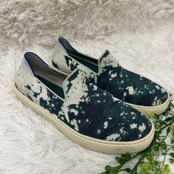 Rothys Sea Green Shibori Sneakers Shoes Rare Womens size 8 Comfy Sustainable