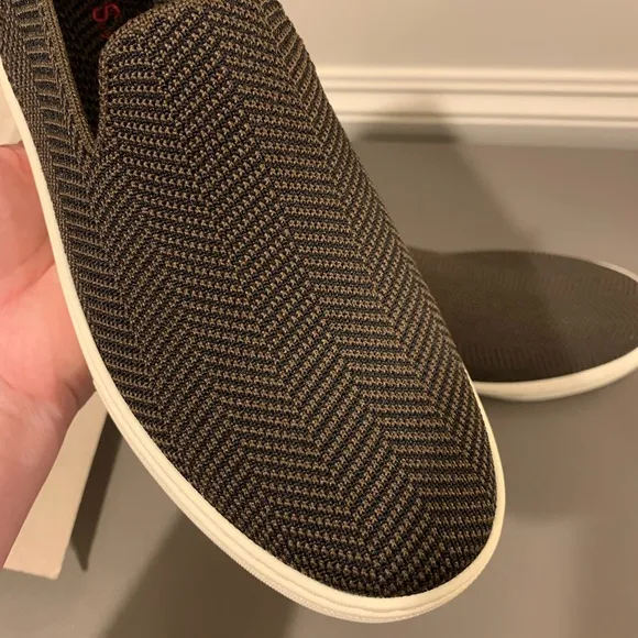 Rothy’s The Original Slip On Sneaker in Dark Brown Herringbone