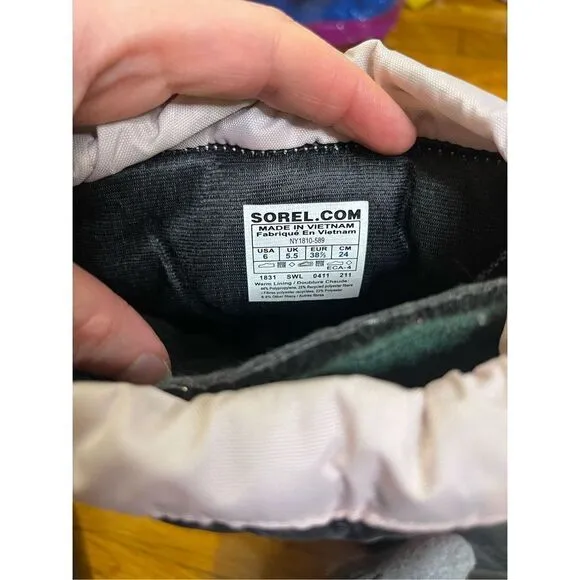 RUC Sorel Snow Boots Pink 6