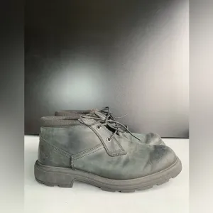 S152 UGG BILTMORE CHUKKA Boots Men’s Size 9‎