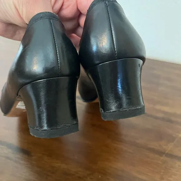 Salvatore Ferragamo Classic Bow Square Toe Black Leather Heels Old Money