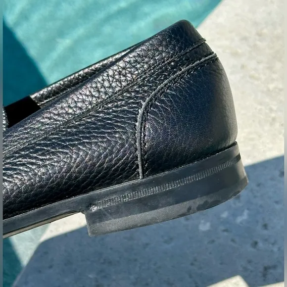 Salvatore Ferragamo Men's Black Pebble Leather Slip-On Loafers. Size 8