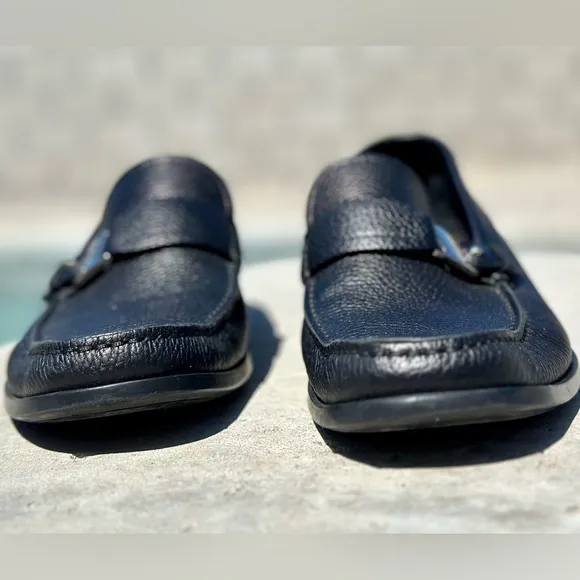 Salvatore Ferragamo Men's Black Pebble Leather Slip-On Loafers. Size 8