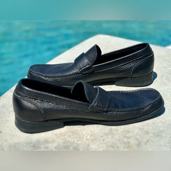Salvatore Ferragamo Men's Black Pebble Leather Slip-On Loafers. Size 8