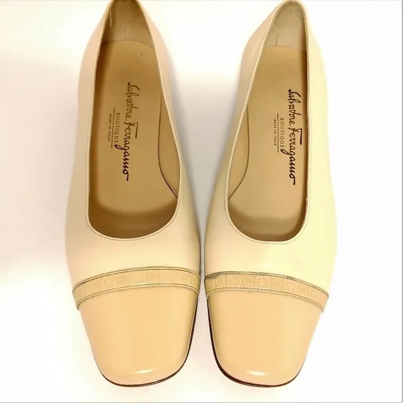 Salvatore Ferragamo Vintage Luxury Cap Toe Flats Sz 8.5 Narrow