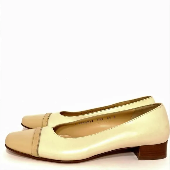 Salvatore Ferragamo Vintage Luxury Cap Toe Flats Sz 8.5 Narrow