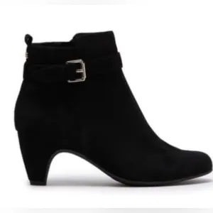 Sam Edelman Women’s Mandi Black Suede Ankle Boots Booties Side Zip Gold Hardware