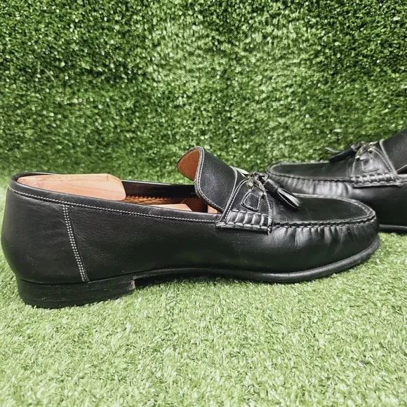 Santoni Black Leather Slip On Tassel Loafer Dress Shoes ITALY Mens Size 10 D