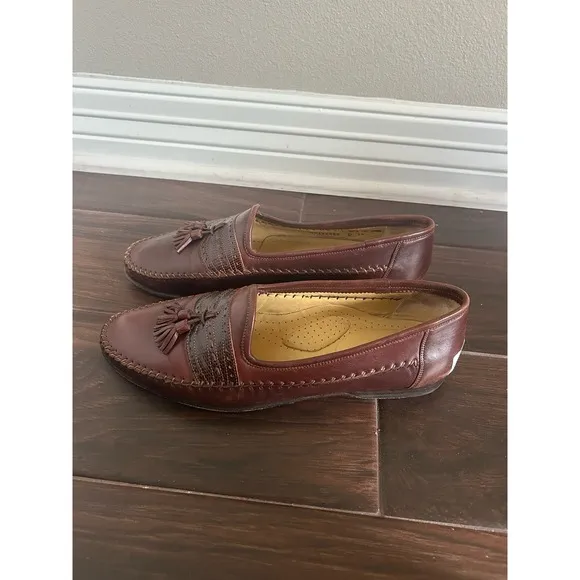 Santoni Tassel Brown Leather Loafers Lizard Accents Mens  Shoes Size 10