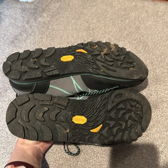 Scarpa Crux Air Approach Vibram Gray and Teal Athletic Shoes GUC 42