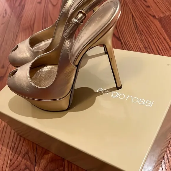 Sergio Rossi gold shoes