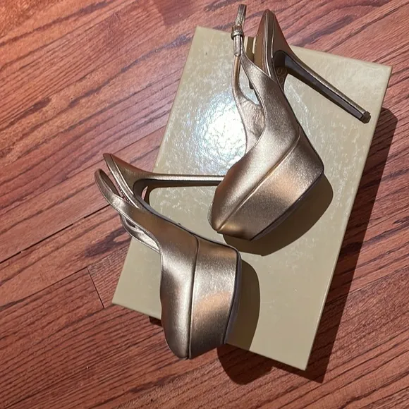 Sergio Rossi gold shoes