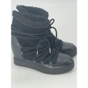 Shoe The Bear Boots Wedge Women US Size‎ 8.5 Eu Size 40 Black