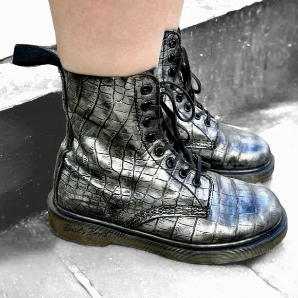 Silver Black Rub Off UK4 US6 Pascal Crocodile Embossed 1460 8 Hole Leather Boots