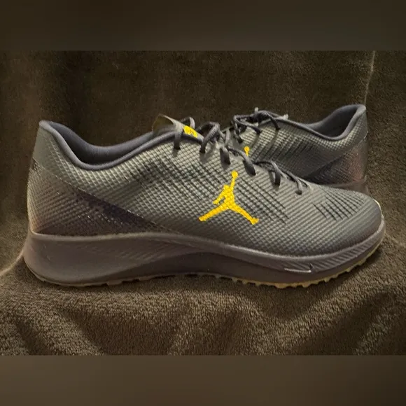 Size 14.5 - Jordan Vapor Edge TF SMU Michigan Wolverines