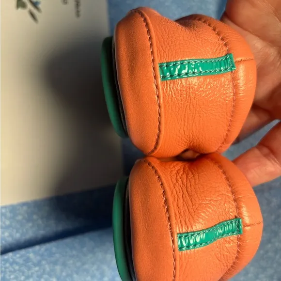 Size 9 Tieks Peach Poppy