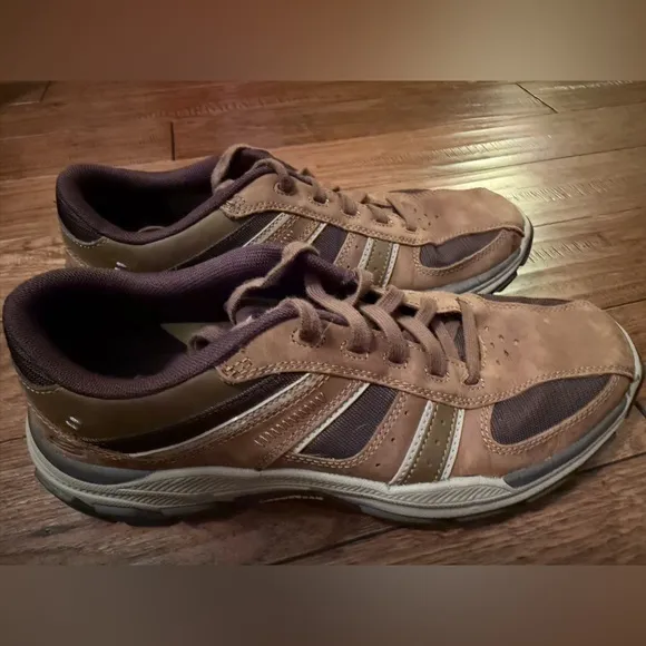 Skechers Men Respected Edgemere 204330 Desert Leather Brown Shoes Sneakers 9.5