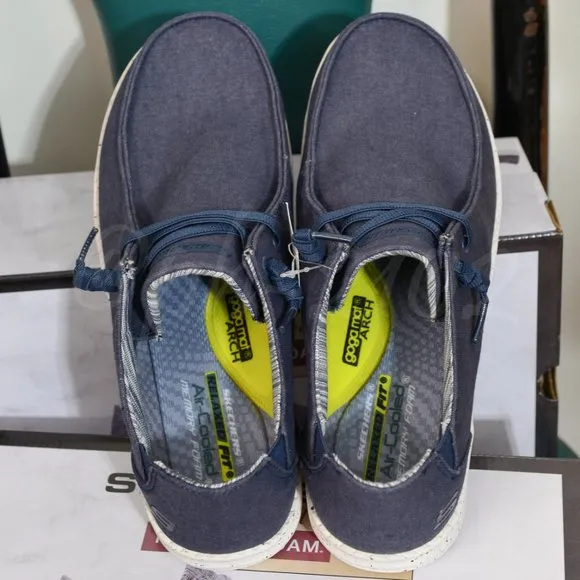 Skechers men slip-on Canvas shoes Navy