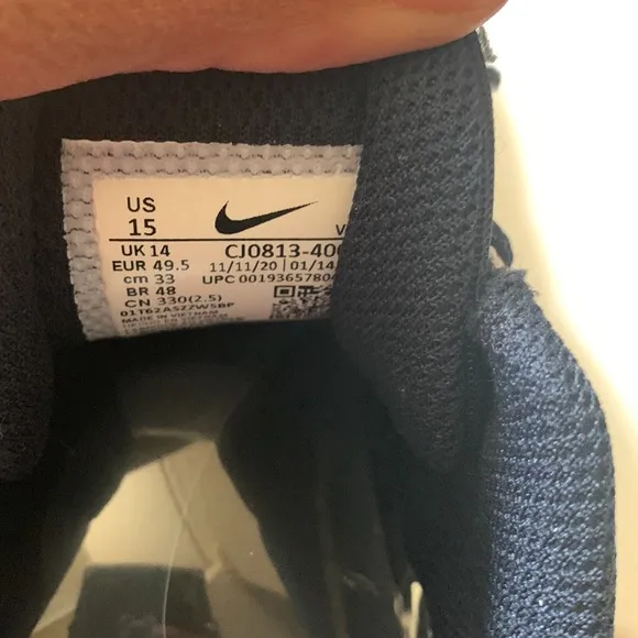Slightly used Mens Nike Training Shoes