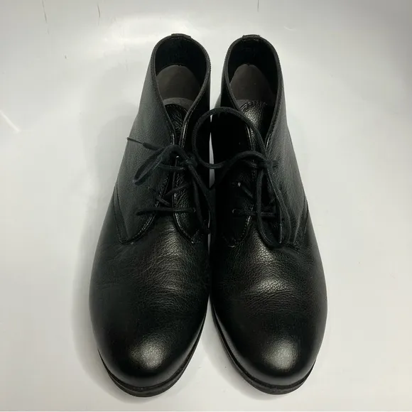 Softwalk women’s Ramsey ankle boots black size 8N
