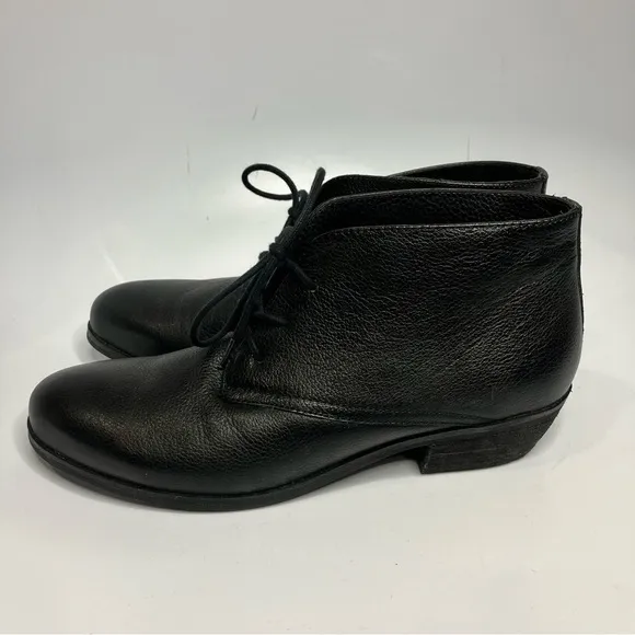 Softwalk women’s Ramsey ankle boots black size 8N