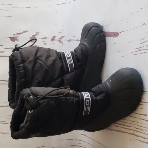 Sorel 5 black snow rain youth boots