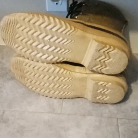 SOREL boots size 14 MEN
