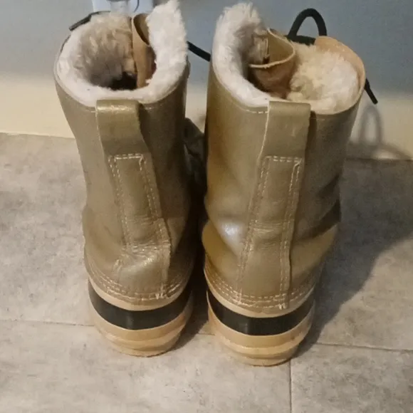 SOREL boots size 14 MEN