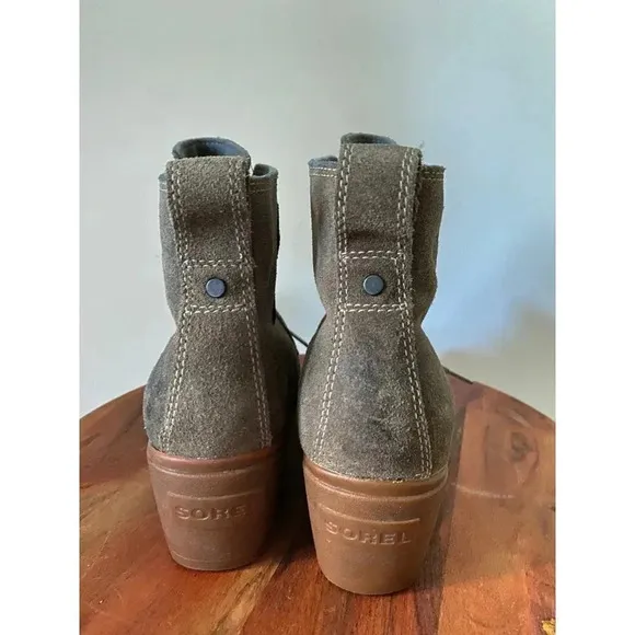 Sorel Boots Women’s 9 Toronto Lace Up Wedge