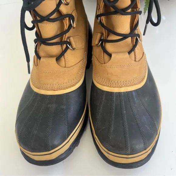 Sorel Caribou Men Snow Winter Boots WP Size 13 NM 1000–281 Sherpa cuff EUC!