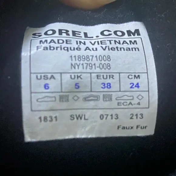 Sorel Cumberland children’s City Grey snow boots size 6