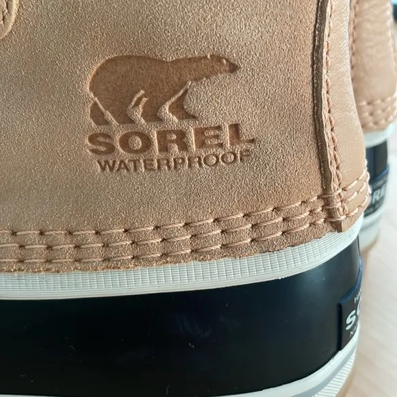 Sorel Joan of Arctic Snow Boots NWT size 10