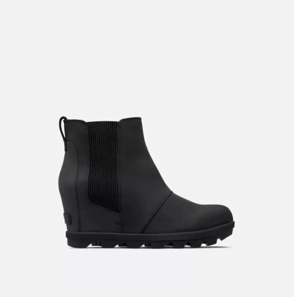 SOREL Joan of the Arctic Wedge II Chelsea Boots in Black NWOB Size 5.5