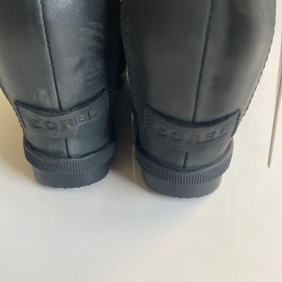 SOREL Joan of the Arctic Wedge II Chelsea Boots in Black NWOB Size 5.5
