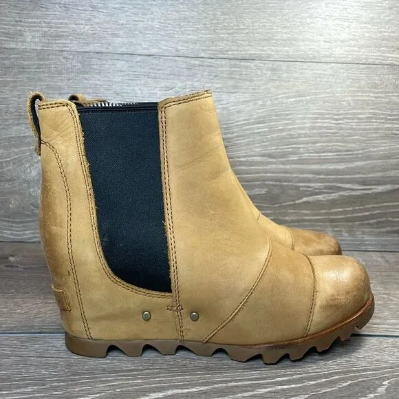 Sorel Lea Wedge Tan Camel Leather Women’s Sz 7.5 Pull On Hidden Wedge Ankle Boot