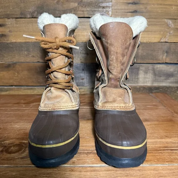Sorel Leather Winter Snow Boots size 6 Womens.