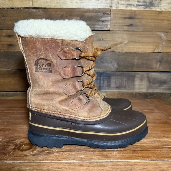 Sorel Leather Winter Snow Boots size 6 Womens.
