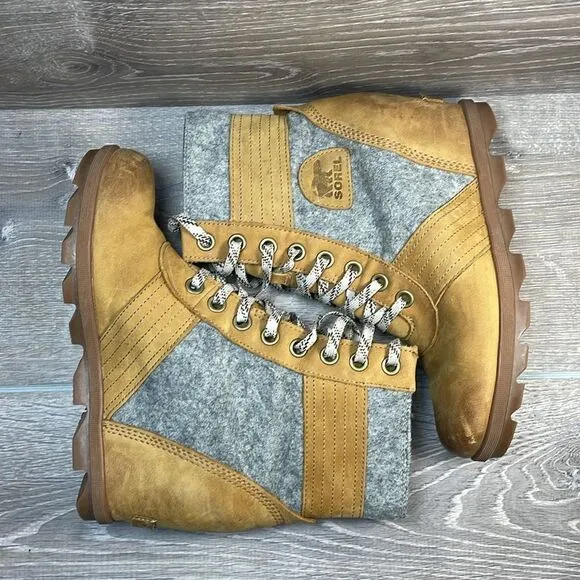 Sorel Lexie Wedge Tan Leather Gray Felt Women’s Sz 10 Lace Up Hidden Wedge Boots