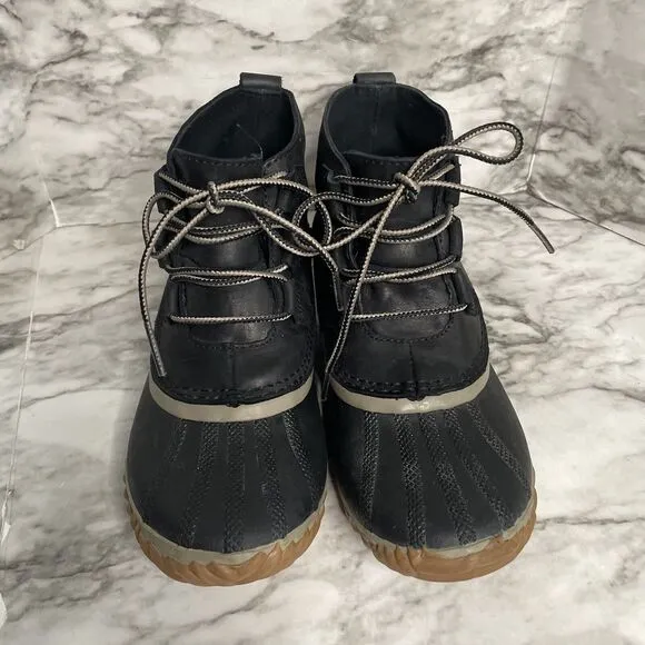 Sorel Out N About Leather Rain Snow Waterproof Duck Boots Black Women 7