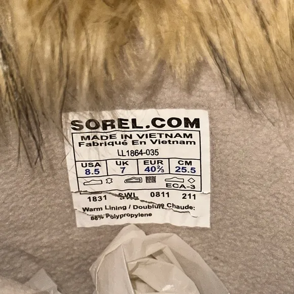 Sorel snow boots size 8.5